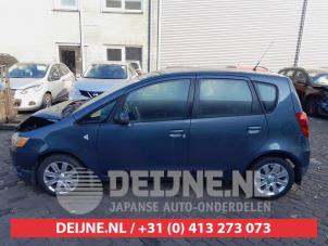 Gebruikte Portierruit 4Deurs links-achter Mitsubishi Colt (Z2/Z3) 1.3 16V Prijs € 35,00 Margeregeling aangeboden door V.Deijne Jap.Auto-onderdelen BV