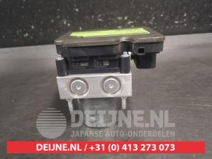 Suzuki Vitara ABS Pomp O692093 foto 2