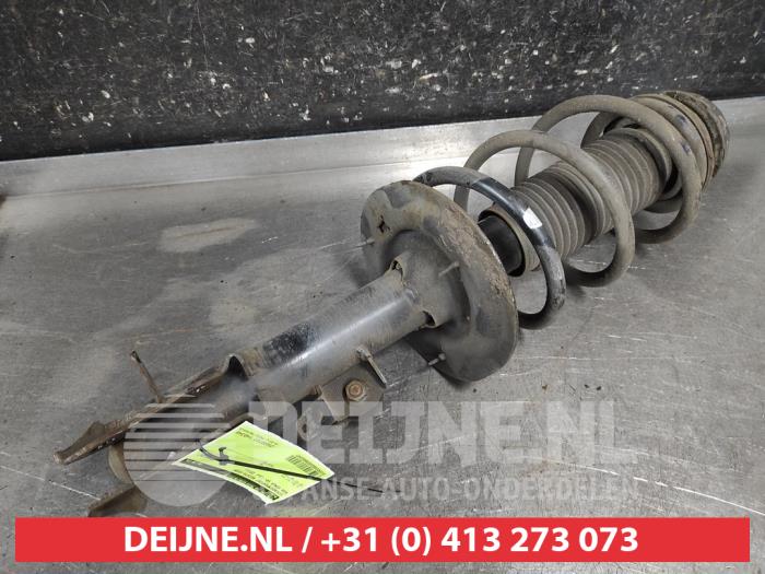 Kia Venga Front shock absorber rod, right O692347