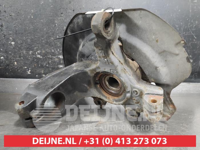 Mazda 3 Achsschenkel rechts vorne O692373