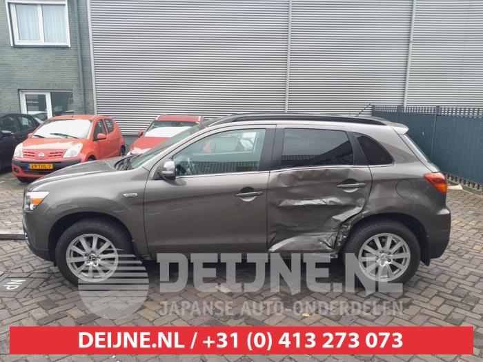 Mitsubishi ASX Zusätzliches Fenster 4-türig links hinten O692394