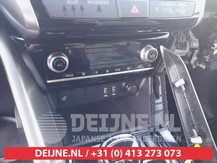 Mitsubishi Eclipse Cross Heizung Bedienpaneel O692467