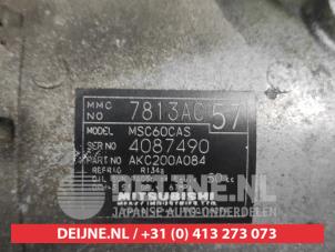 Mitsubishi Colt Aircopomp O692563 foto 3