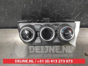Suzuki Swift Heater control panel O692592 photo 2