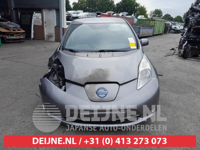 Nissan Leaf Windschutzscheibe O692614