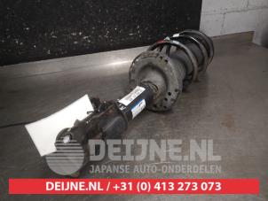 Gebruikte Schokdemperpoot links-voor Kia Picanto (JA) 1.0 12V Prijs € 75,00 Margeregeling aangeboden door V.Deijne Jap.Auto-onderdelen BV