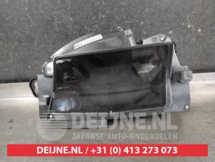 Gebruikte Head-up display Toyota Yaris IV (P21/PA1/PH1) 1.5 12V Hybrid 115 Prijs op aanvraag aangeboden door V.Deijne Jap.Auto-onderdelen BV