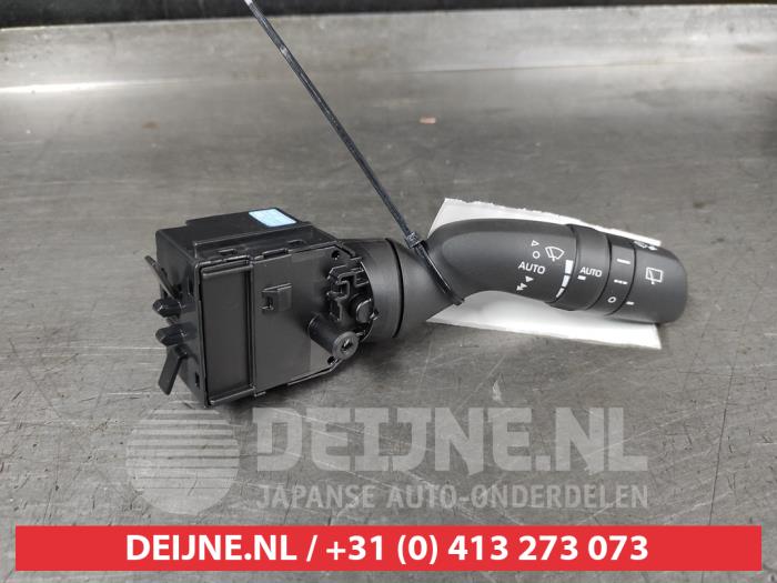 Toyota Yaris Scheibenwischer Schalter O692766