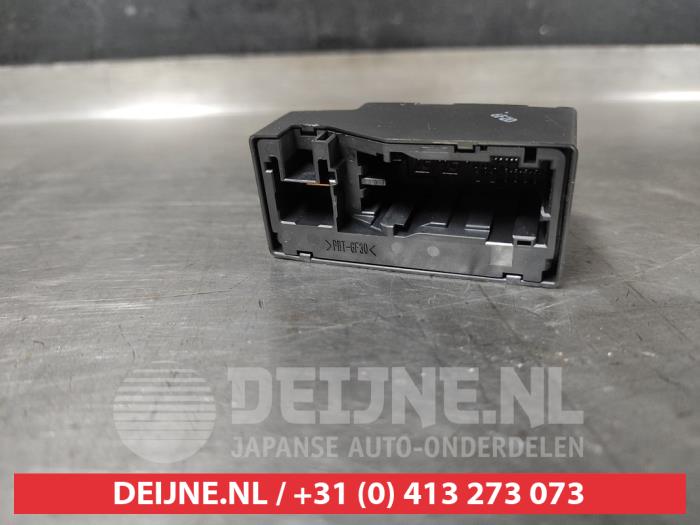 Toyota Yaris Relais O692789