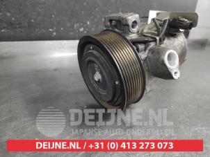 Suzuki Swift Air conditioning pump O692976 photo 2