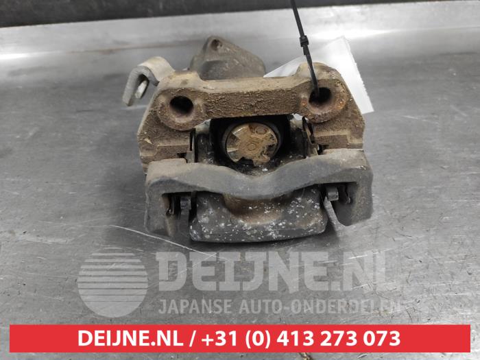 Suzuki Swift Remklauw (Tang) rechts-achter O692980