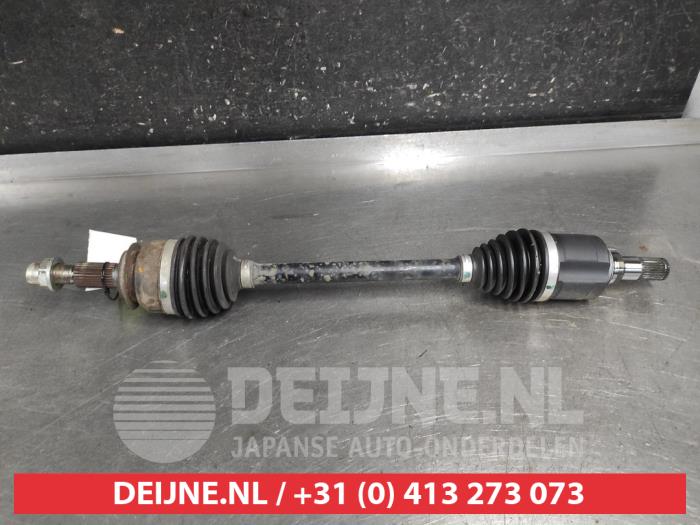 Suzuki Swift Antriebswelle links vorne O692985