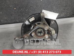 Gebruikte Fusee rechts-voor Toyota Aygo X 1.0 12V VVT-i Prijs € 150,00 Margeregeling aangeboden door V.Deijne Jap.Auto-onderdelen BV