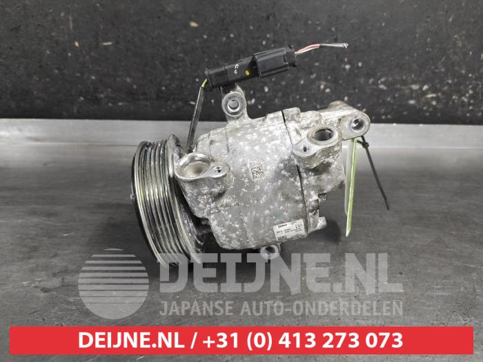 Toyota Aygo X Air conditioning pump O693020