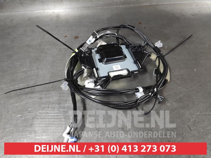 Toyota Aygo X GPS Antenne O693061