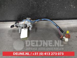 Suzuki Swift Zündschloss+Schlüssel O693081 foto 2