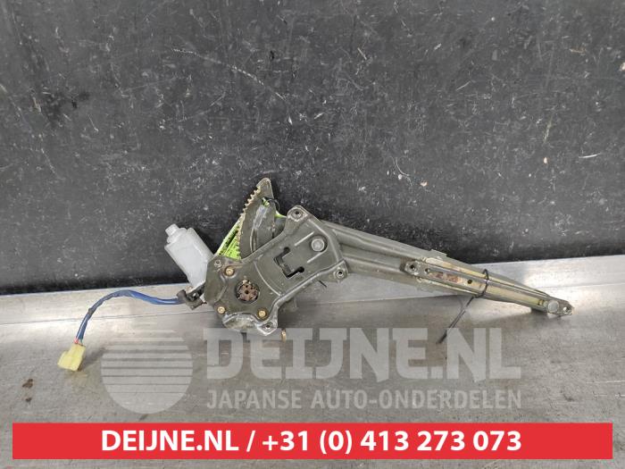 Suzuki Swift Ruitmechaniek 4Deurs links-voor O693102