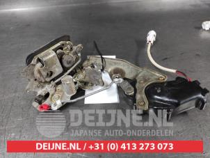 Suzuki Swift Türschlossmechanik 4-türig links hinten O693104 foto 2