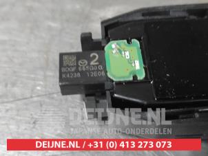 Mazda 3 Rain sensor O693152 photo 2
