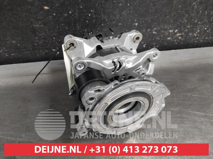 Gebruikte Dynamo Mazda 3 Sport (BP) 2.0 SkyActiv-X M Hybrid 16V Prijs € 250,00 Margeregeling aangeboden door V.Deijne Jap.Auto-onderdelen BV