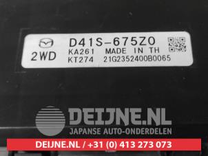 Mazda 3 Steuergerät Body Control O693213 foto 2