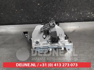 Mazda 3 Inverter (Hybrid) O693216 foto 3