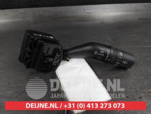 Mazda 3 Ruitenwis Schakelaar O693274 foto 2