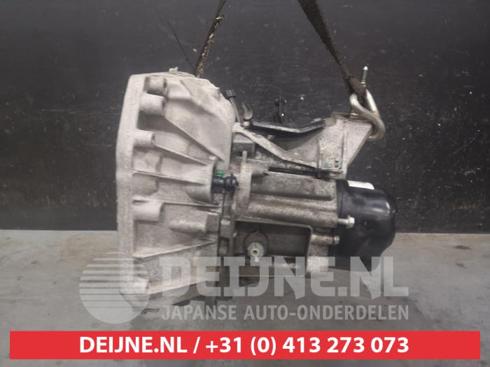 Nissan Micra Gearbox O693328