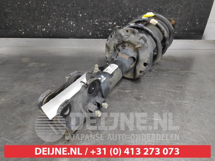 Kia Sorento Stoßdämpferstrebe links vorne O693373
