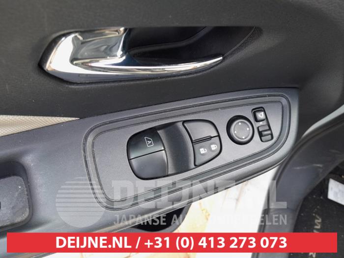 Nissan Micra Multi-functional window switch O693419