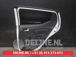 Nissan Micra Portier 4Deurs rechts-achter O693431 foto 2
