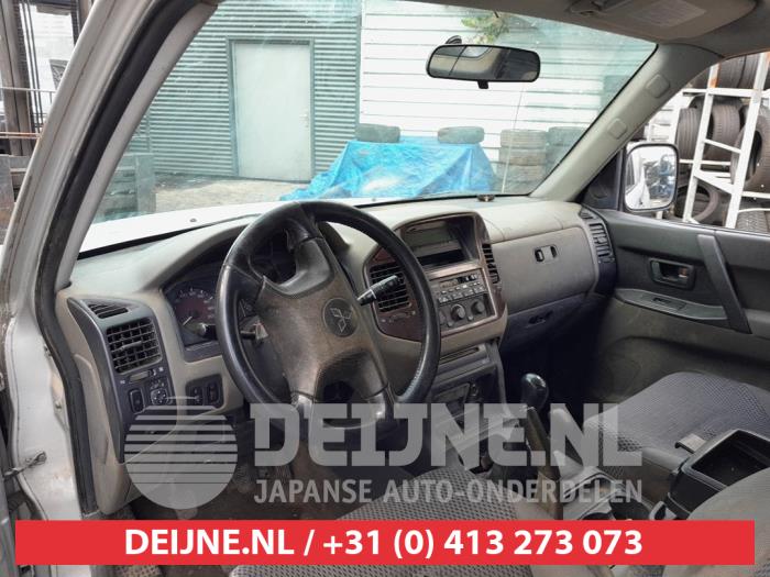 Mitsubishi Pajero Lenkrad O693510