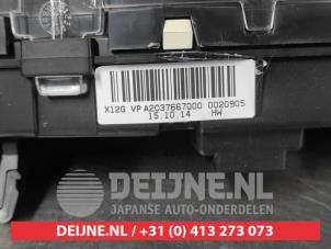 Nissan Leaf Kilometerteller KM O693611 foto 3
