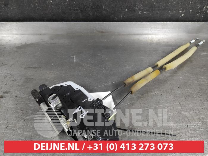 Nissan Leaf Deurslot Mechaniek 4Deurs rechts-achter O693621