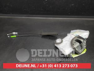 Toyota Corolla Door lock mechanism 4-door, front left O693563 photo 2