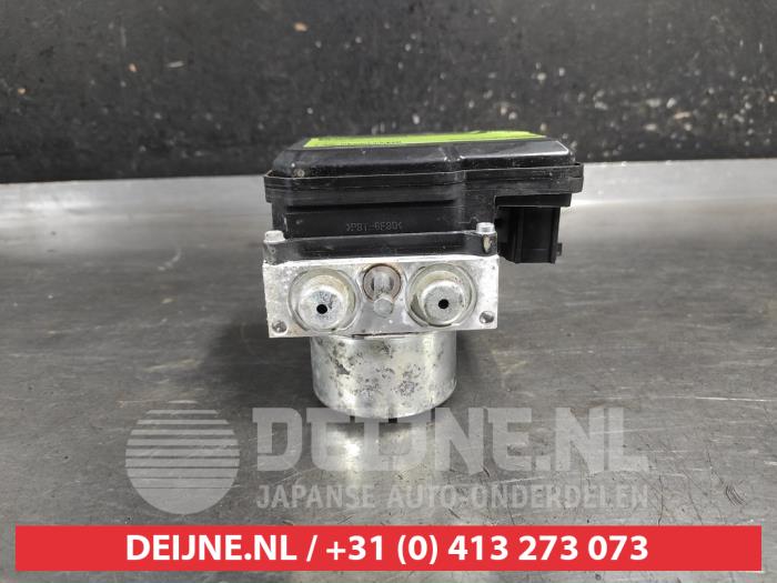 Nissan Leaf ABS Pumpe O693636