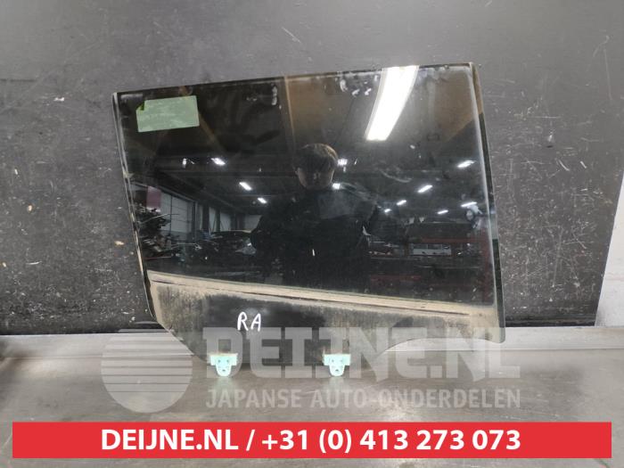 Nissan Leaf Türscheibe 4-türig rechts hinten O693693