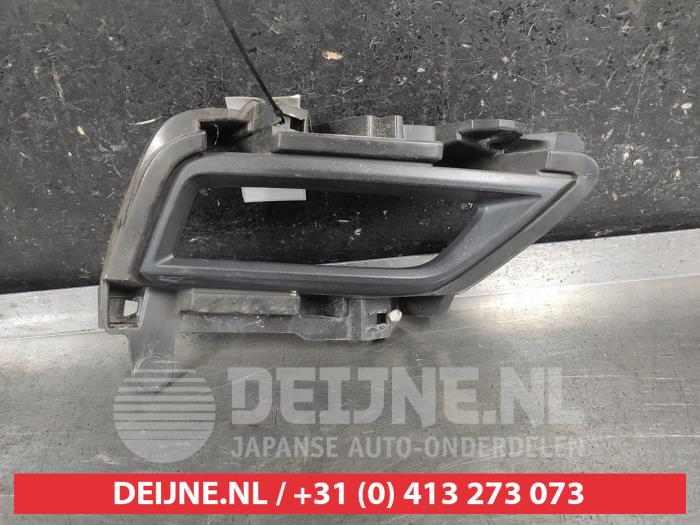 Nissan Micra Bumper grille O693835