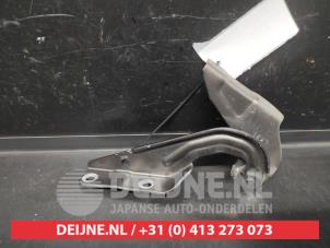 Mitsubishi ASX Bonnet Hinge O693851 photo 2