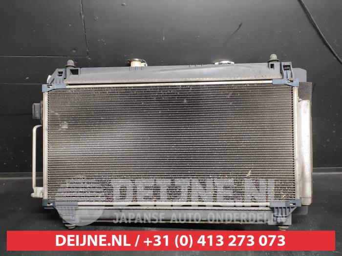 Toyota Yaris Kühler Set O693868