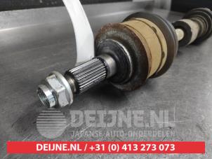 Suzuki Vitara Aandrijfas links-voor O694081 foto 2