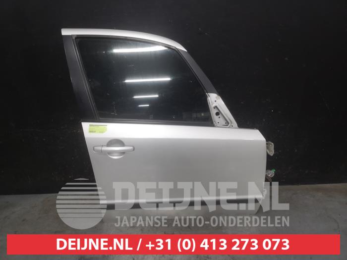 Suzuki SX-4 Portier 4Deurs rechts-voor O694119