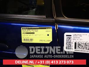 Toyota Rav-4 Portier 4Deurs links-achter O694153 foto 2