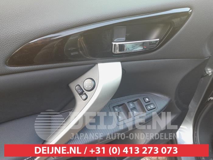 Mitsubishi Eclipse Cross Kombischalter Fenster O694232