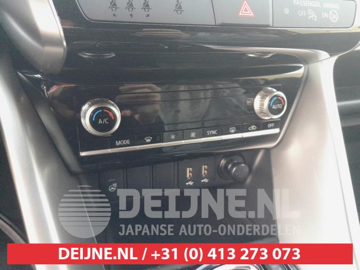 Mitsubishi Eclipse Cross Heizung Bedienpaneel O694255