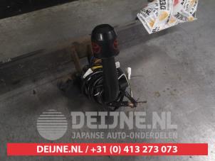 Toyota Auris Towbar O694357 photo 2