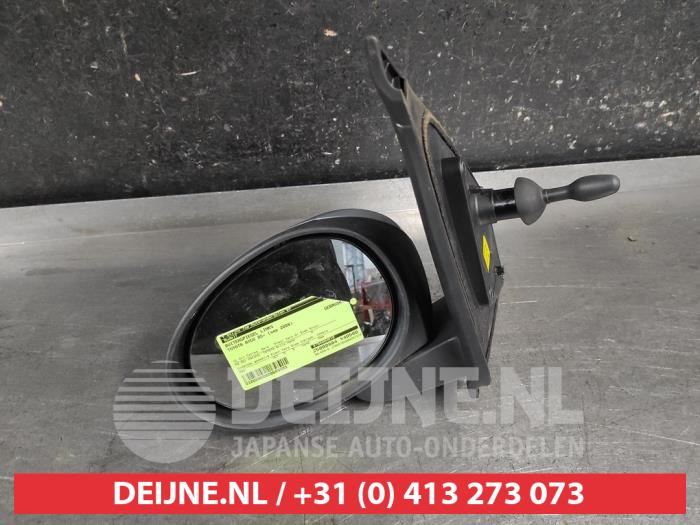 Toyota Aygo Buitenspiegel links O694593