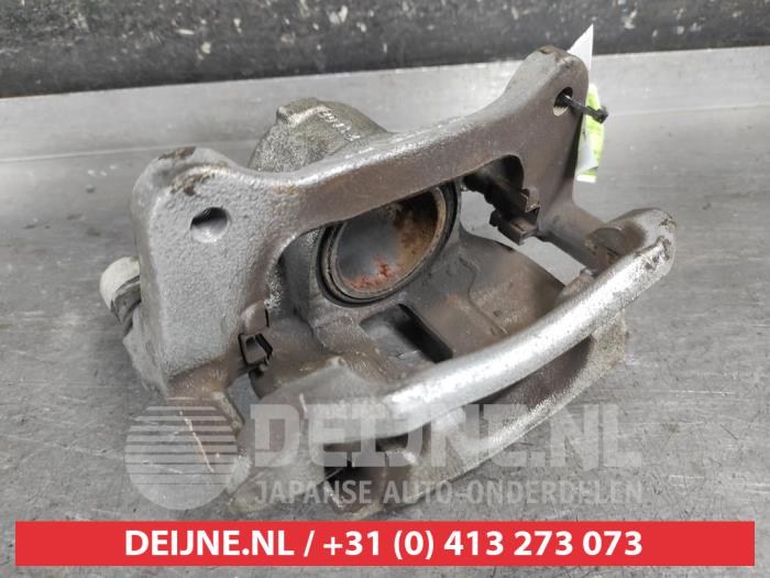 Toyota Yaris Cross Bremszange links vorne O694648