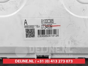 Mitsubishi Outlander Kilometerteller KM O694656 foto 3