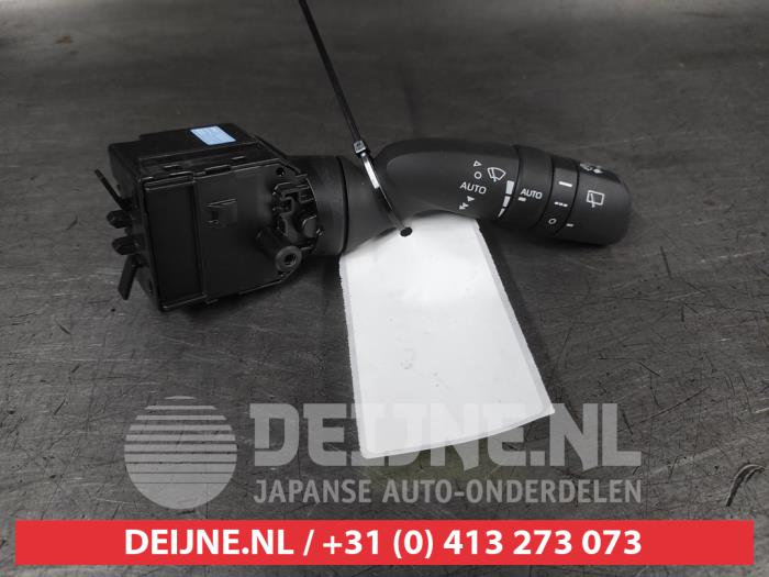 Toyota Yaris Cross Ruitenwis Schakelaar O694920